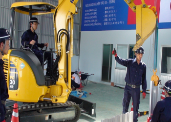 THÔNG BÁO TUYỂN NAM ĐIỀU KHIỂN MÁY MÓC CÔNG TRÌNH. SỐ LƯỢNG 09